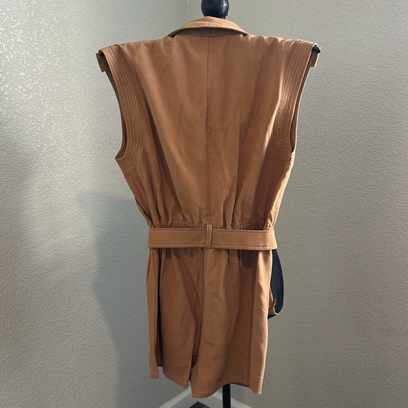 STEVE MADDEN Amabel Belted Romper - Picture 5 of 9